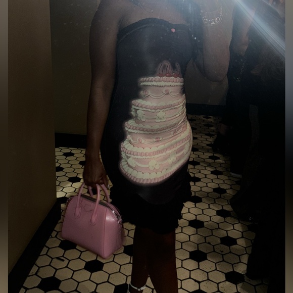 Nodress Birthday Cake Dress - Picture 4 of 5